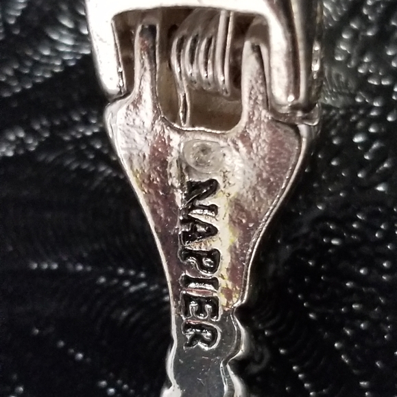 Vintage Napier Womens Silver Tone Princess Diana Style Wedding Bracelet Mom Gift - Picture 4 of 6